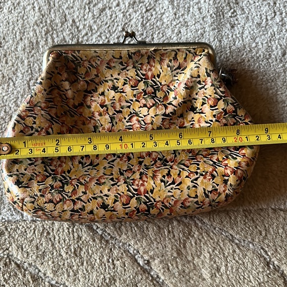 Patricia Nash Clutch purse used one season. - Picture 8 of 9